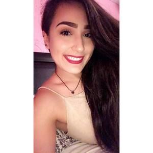 Meet your Posher, Aracely